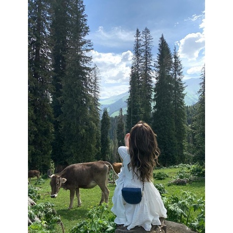 Đầm Hồng Màu Sắc Ngọt Ngào Xinh Xắn Cho Búp Bê Dopamine