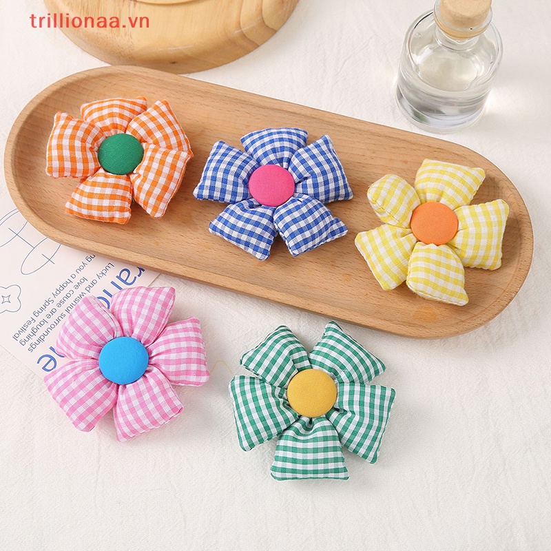 Bộ 2 Miếng Dán Trang Trí Quần Áo Hình Hoa Xinh Xắn