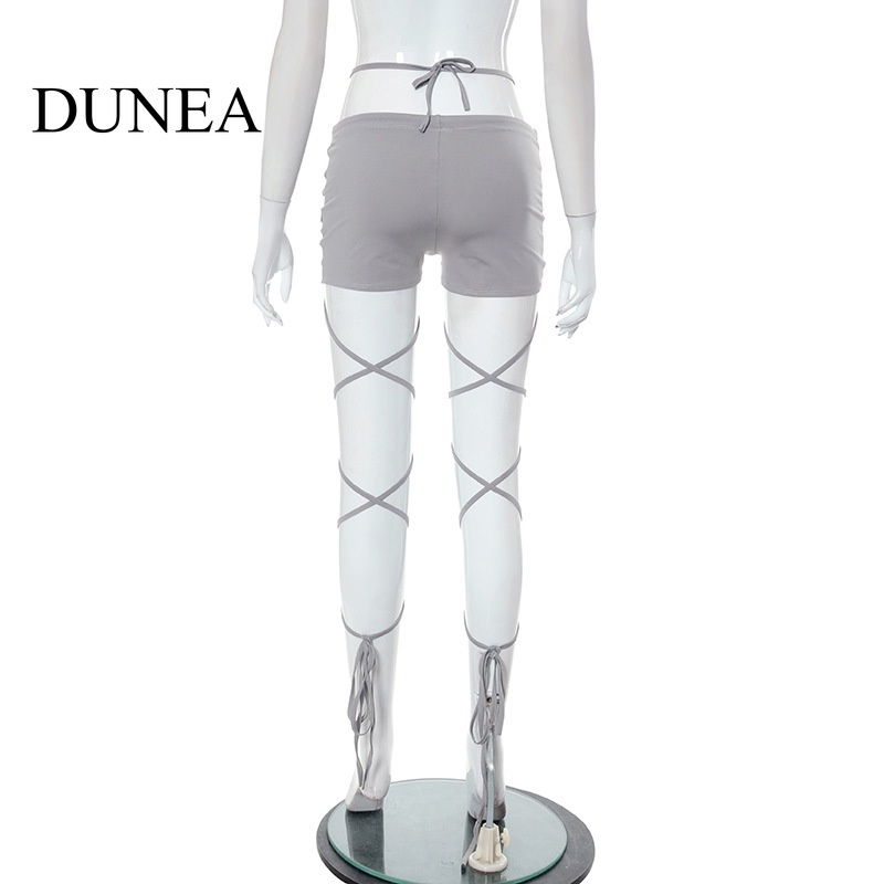 Dunea Set Áo Croptop Cổ Cao Và Quần Short Có Dây Đeo Phong Cách Mỹ Cho Nữ (Bán Chạy)