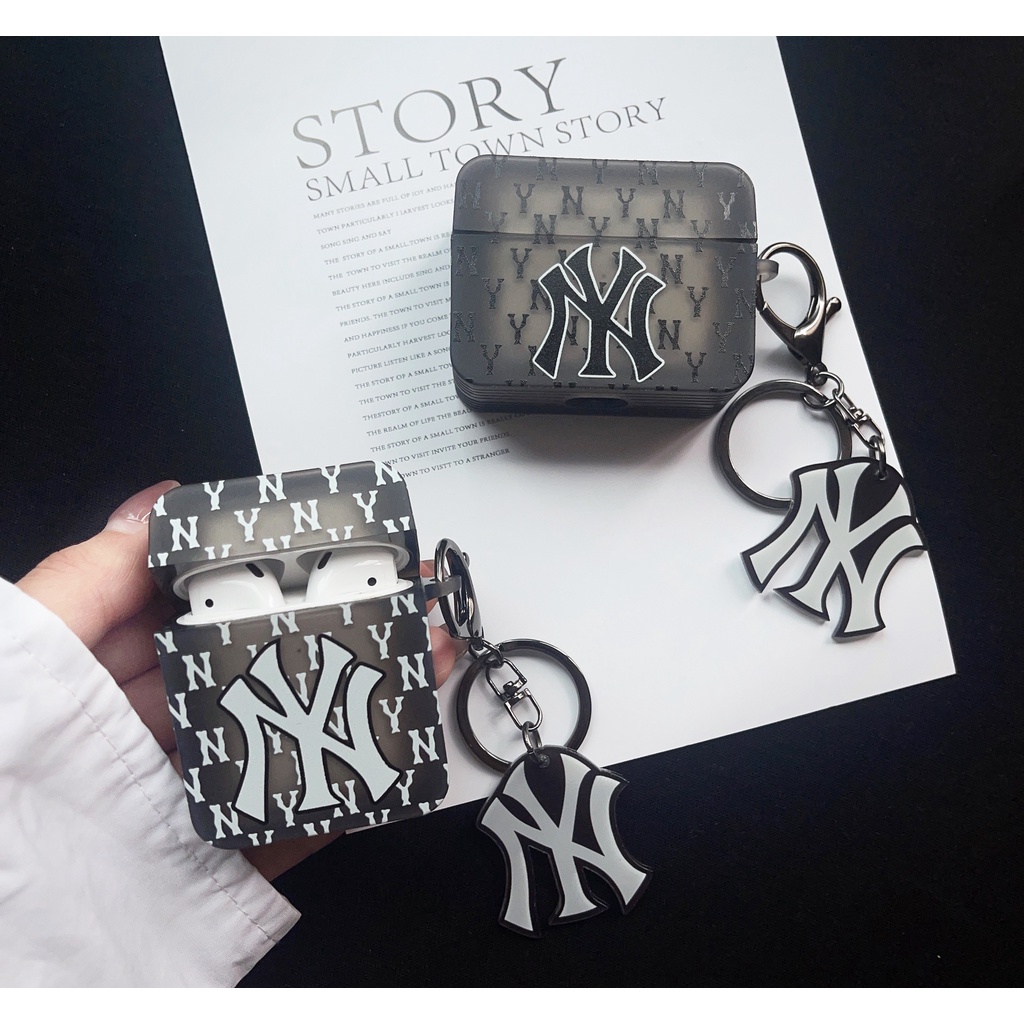 Vỏ Bảo Vệ Hộp Sạc Tai Nghe AirPods1 / 2 AirPods 3  AirPods Pro 2 Hình Vuông Màu Trắng Đen Bằng TPU