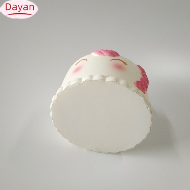 Dayan squishy unicorn cake toy slow rebound simulation food model toy toy for kids party toys