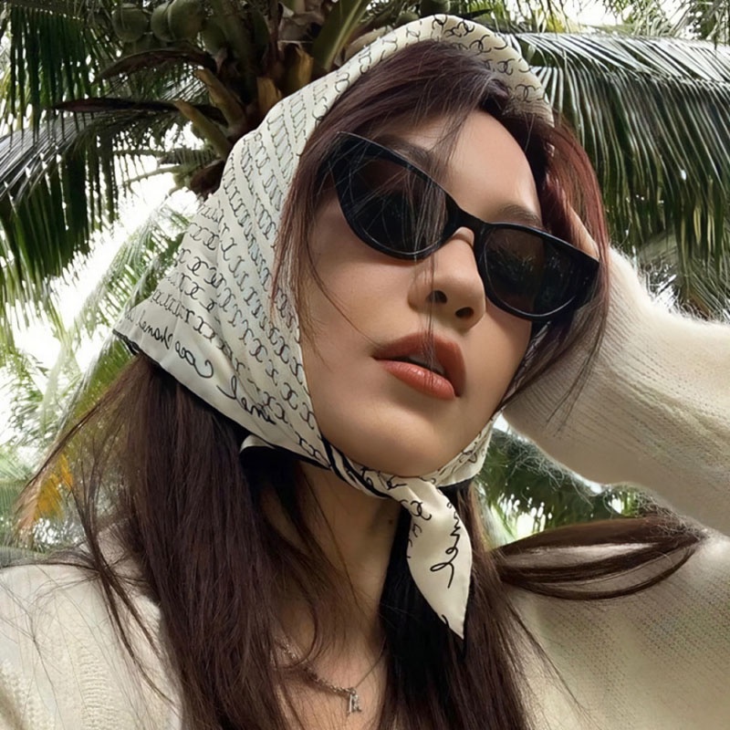 Kính râm nữ mắt mèo thời trang mùa hè ngoài trời chống tia cực tím chụp ảnh kính râm cho bé gái