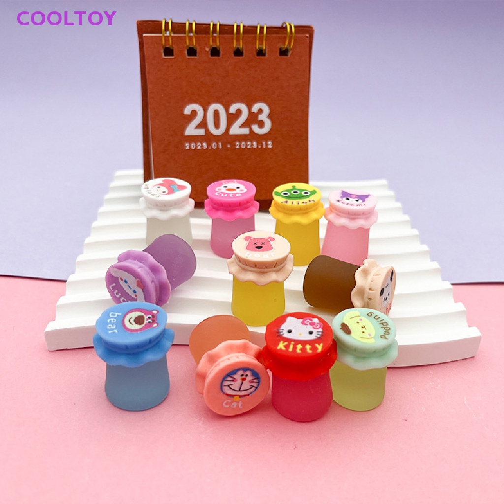 Set 2 Đồ trang trí Bình Mật Ong Mini Bằng Nhựa Resin Dạ Quang Trang Trí Bảng Điều Khiển Xe Hơi