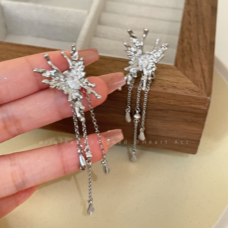 Khuyên Tai Dáng Dài Đính Đá Zircon Hình Bướm Độc Đáo Chất Lượng Cao