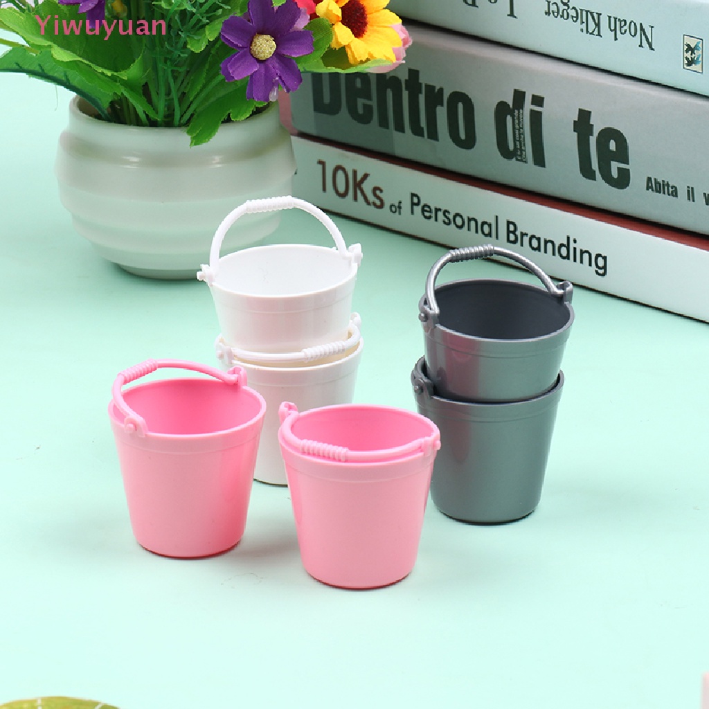 Bộ 2 Xô Mini Dễ Thương Dùng Để Trang Trí Nhà Búp Bê 1: 12