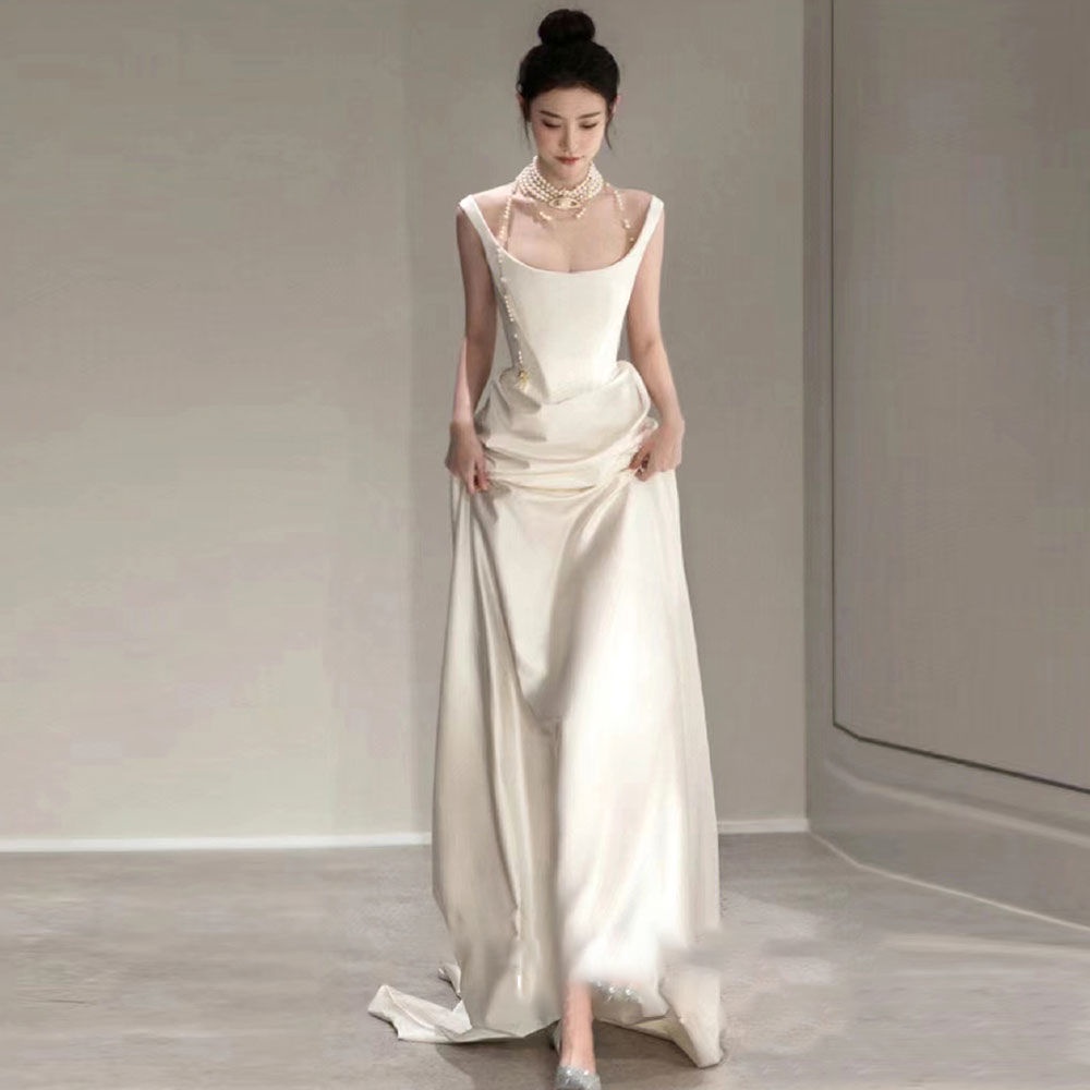 Satin Suspender Cô dâu Váy bánh mì nướng màu đỏ Thiết kế đơn giản Đuôi cá Nhỏ hàng ngày Cảm ơn bạn Đính hôn Váy dạ hội