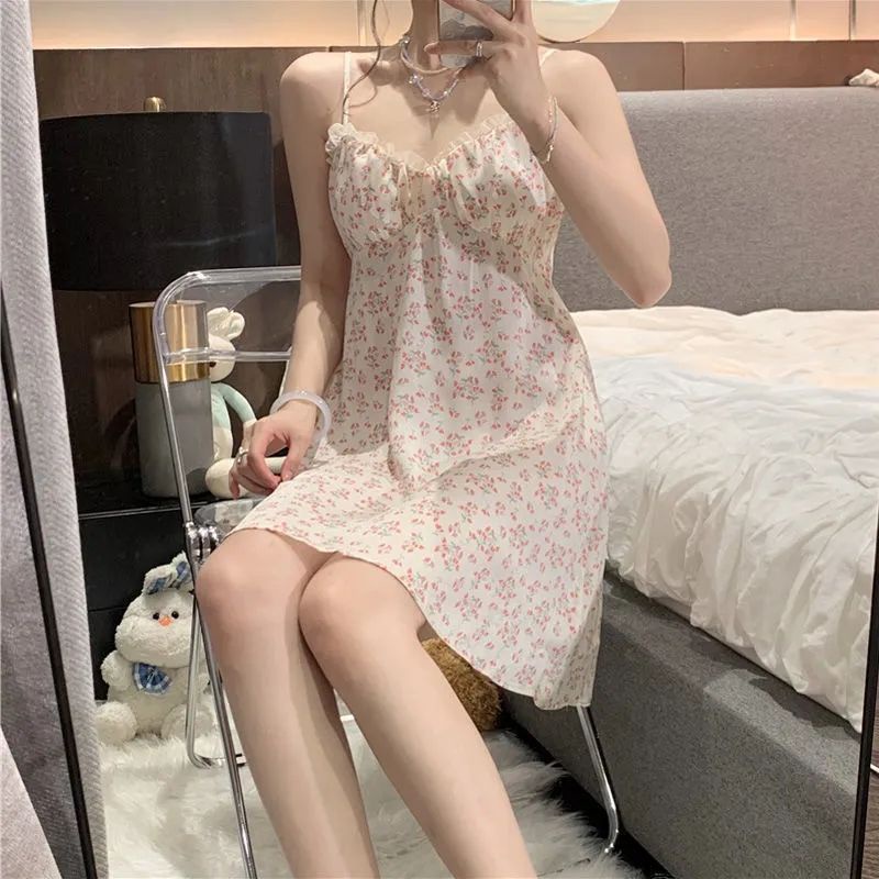 Đồ ngủ Hai Dây Có Mút Đệm Ngực In Hoa Dễ Thương Thời Trang Mùa Hè Quyến Rũ Cho Nữ