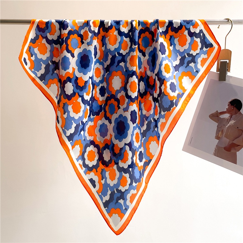 Khăn Choàng Cổ Hình Vuông 70x 70cm Bằng Lụa In Họa Tiết Hoa Sang Trọng Thời Trang Cho Nữ