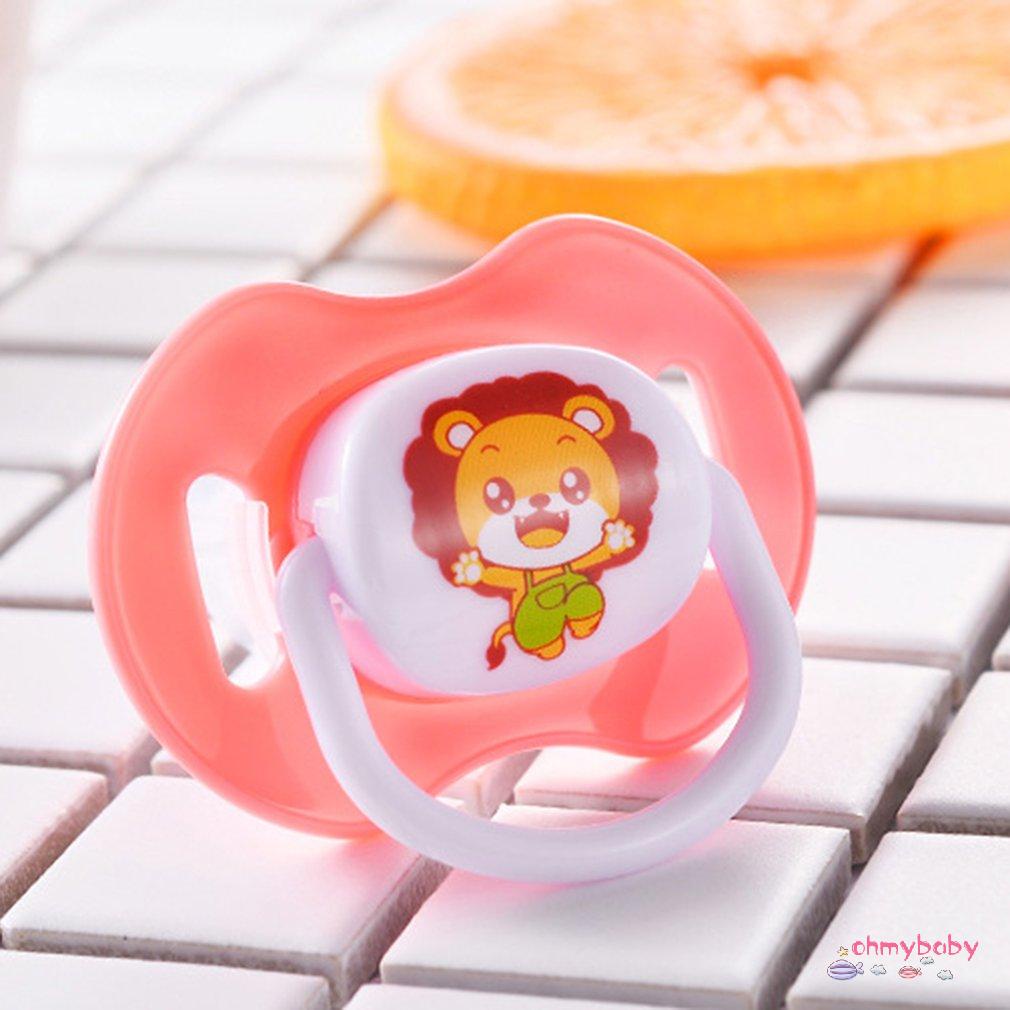 [Ready] Núm Vú Giả In Hình Hoạt Silicon Cho Trẻ Sơ Sinh Có Lớp Phủ Bụi Phát Triển Bé Từ 0-18 Tháng Màu Sắc &amp; Dạng Ngẫu Nhiên [Z/9]