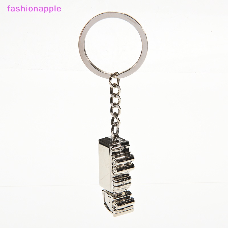 Móc Khóa Kim Loại Mini Hình Xe Tải 3D Dễ Thương