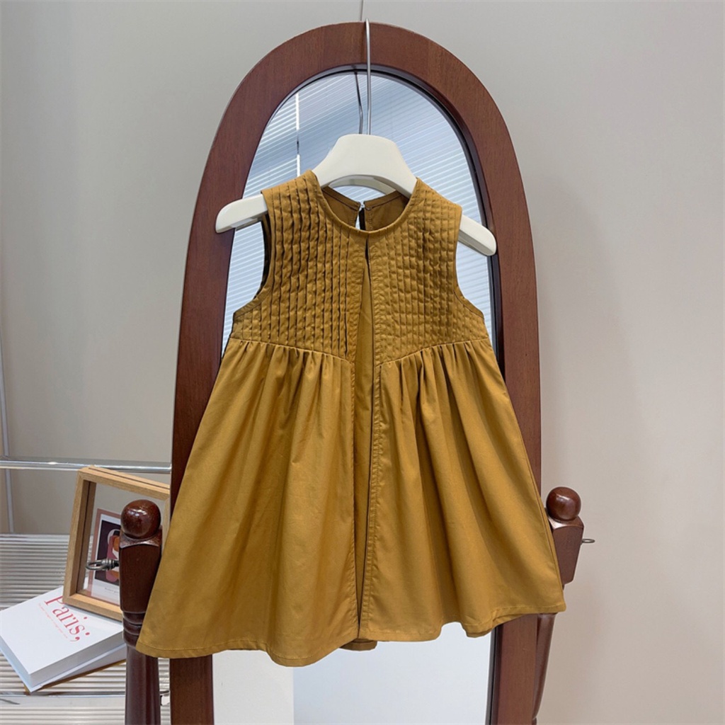 Váy tiểu thư xếp li kèm nón