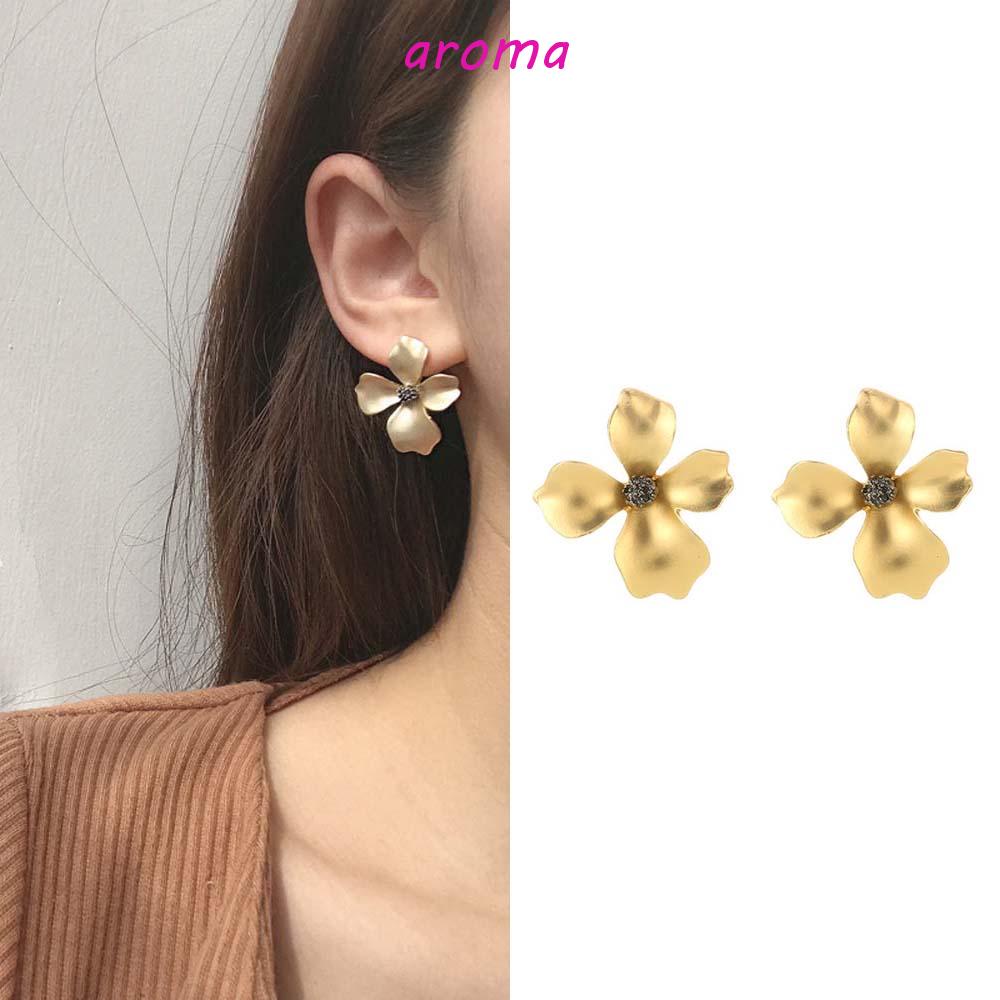 Bông Tai Hình Hoa Phong Cách Hàn Quốc Thời Trang Cho Nữ