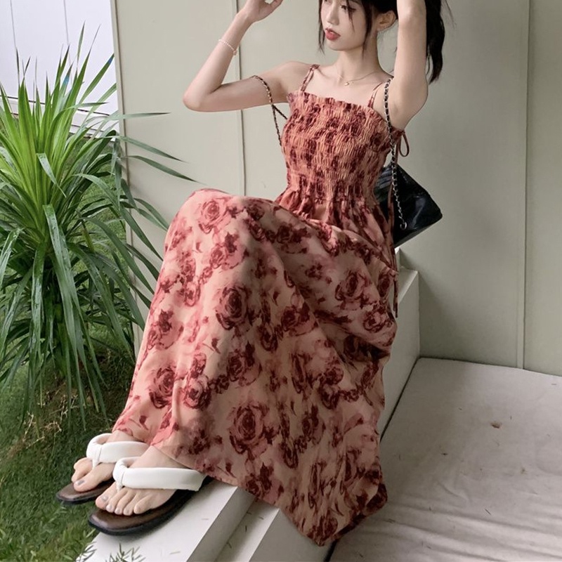 Đầm Hai Dây Xếp Ly Ôm Eo Mẫu Mới 2023 Phong Cách Pháp