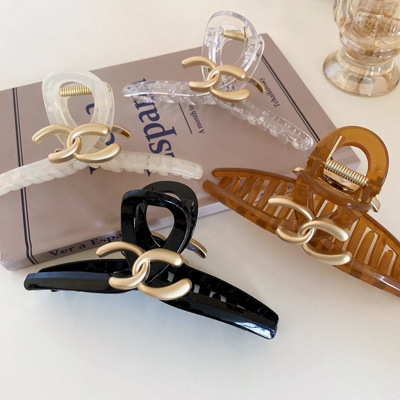 Kẹp Tóc Acrylic Hình Cá Mập Nhỏ In Chữ Đơn Giản Dễ Phối Đồ Cho Nữ