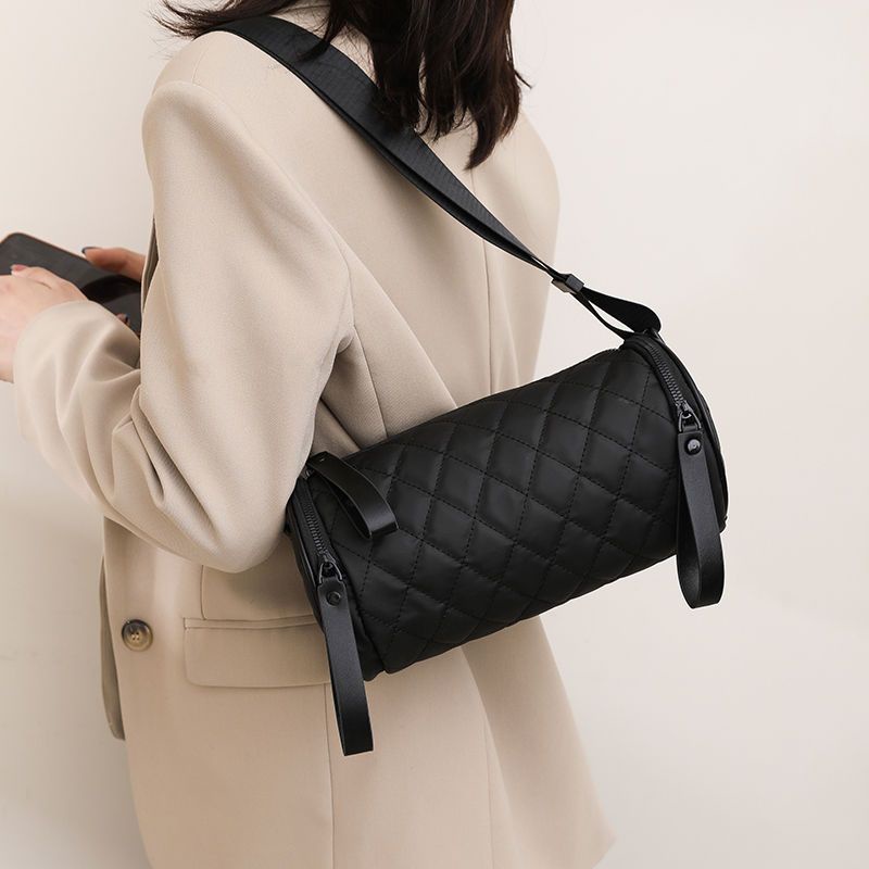 Túi Xách Hình Trụ 2023 Cho Nữ