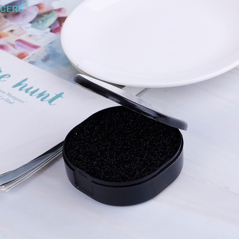 Hộp Vệ Sinh Cọ Trang Điểm Màu Đen Tiện Dụng