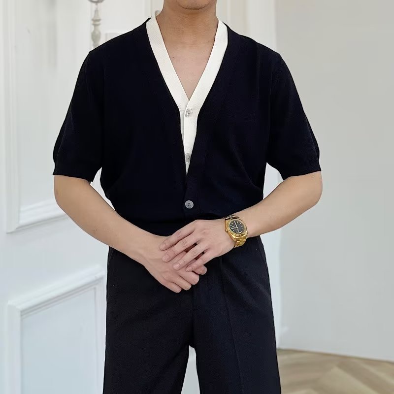 Áo Thun Tay Ngắn Giả Hai Lớp Cổ Chữ V Màu Sắc Tương Phản Phong Cách Hàn Quốc Thời Trang Xuân Hè Cho Nam