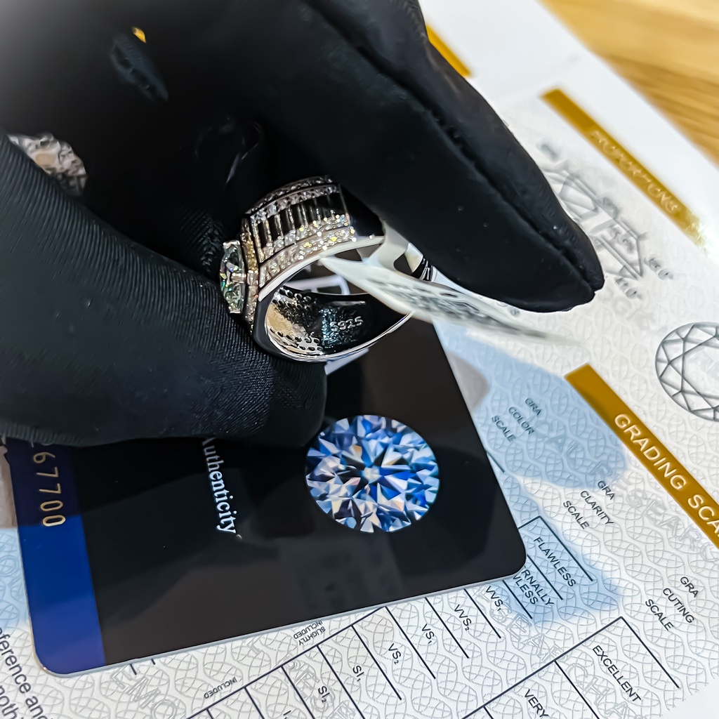 Nhẫn bạc nam kim cương Moissanite 6.5mm xi bạch kim Freesize, kiểm định GRA sang trọng NNAM001 - Linh Watch Luxury