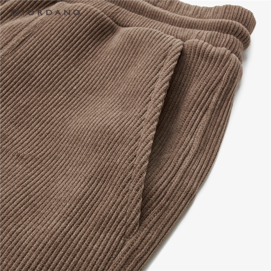 Quần jogger GIORDANO 18113924 nhung kẻ lưng thun co giãn thời trang cho nam