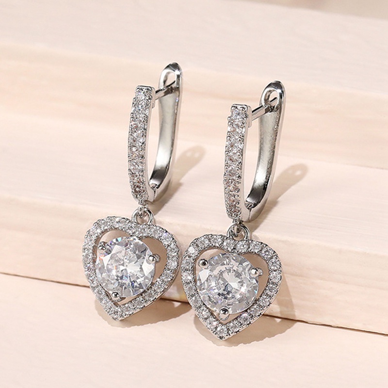 Khuyên Tai Hình Trái Tim Đính Đá Zircon Chất Lượng Cao Cho Nữ