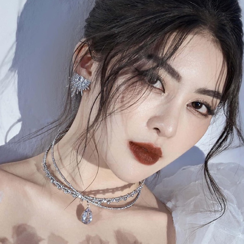 Khuyên tai tiệc đá sang chảnh YR