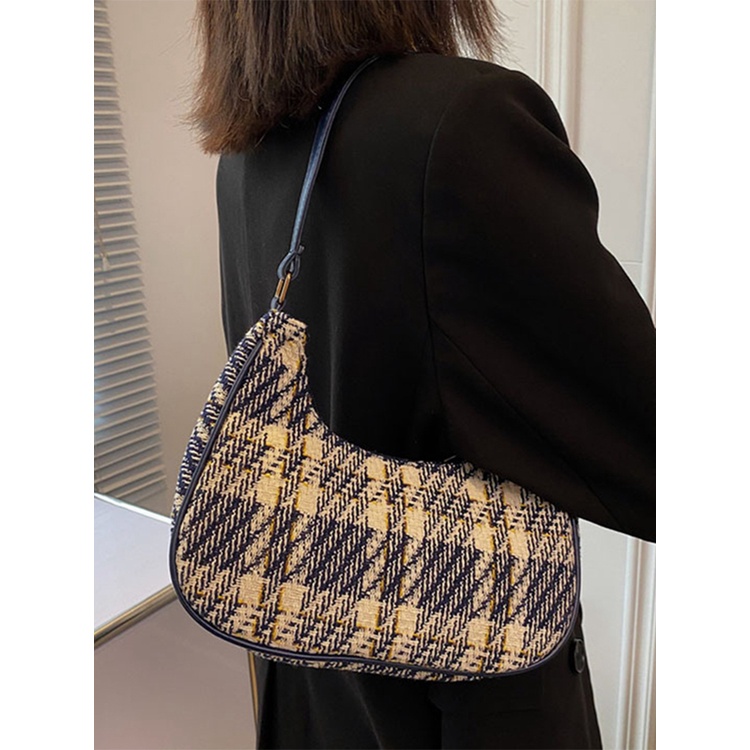 Túi Đeo Chéo Thời Trang Hàn Cho Nữ