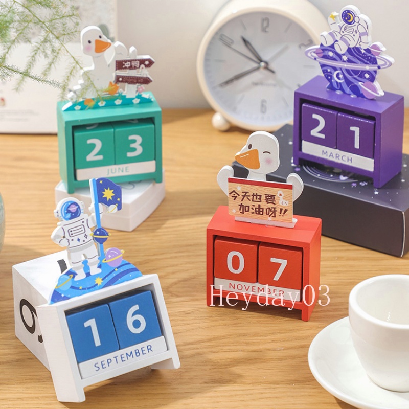 Lịch Gỗ Để Bàn Thiết Kế Độc Đáo Dễ Thương Dùng Trang Trí Nhà Cửa / Văn Phòng