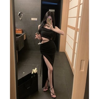 Đầm Dài Hai Dây Xẻ Tà Hở Eo Cao Cấp Thiết Kế Xẻ Tà Quyến Rũ Thời Trang Kiểu Pháp