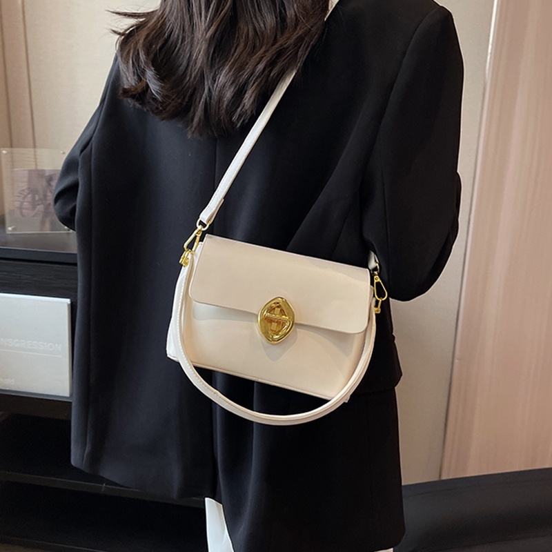 Túi Đeo Chéo Hình Vuông Có Móc Khóa Thời Trang Cao Cấp Dành Cho Nữ