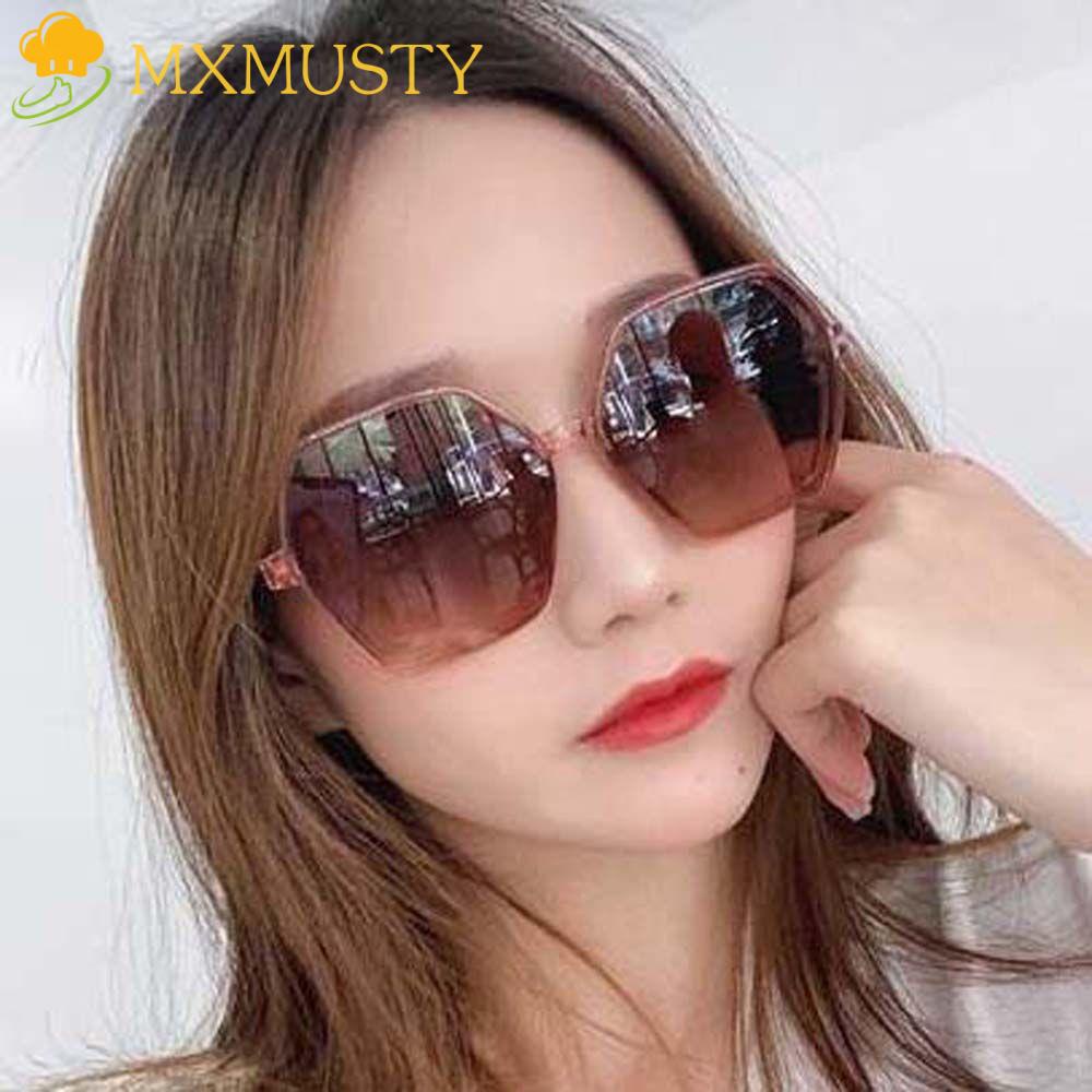 Kính Mát Chống Tia UV400 Tròng To Chống Phản Quang Thời Trang Mùa Hè Cho Nữ