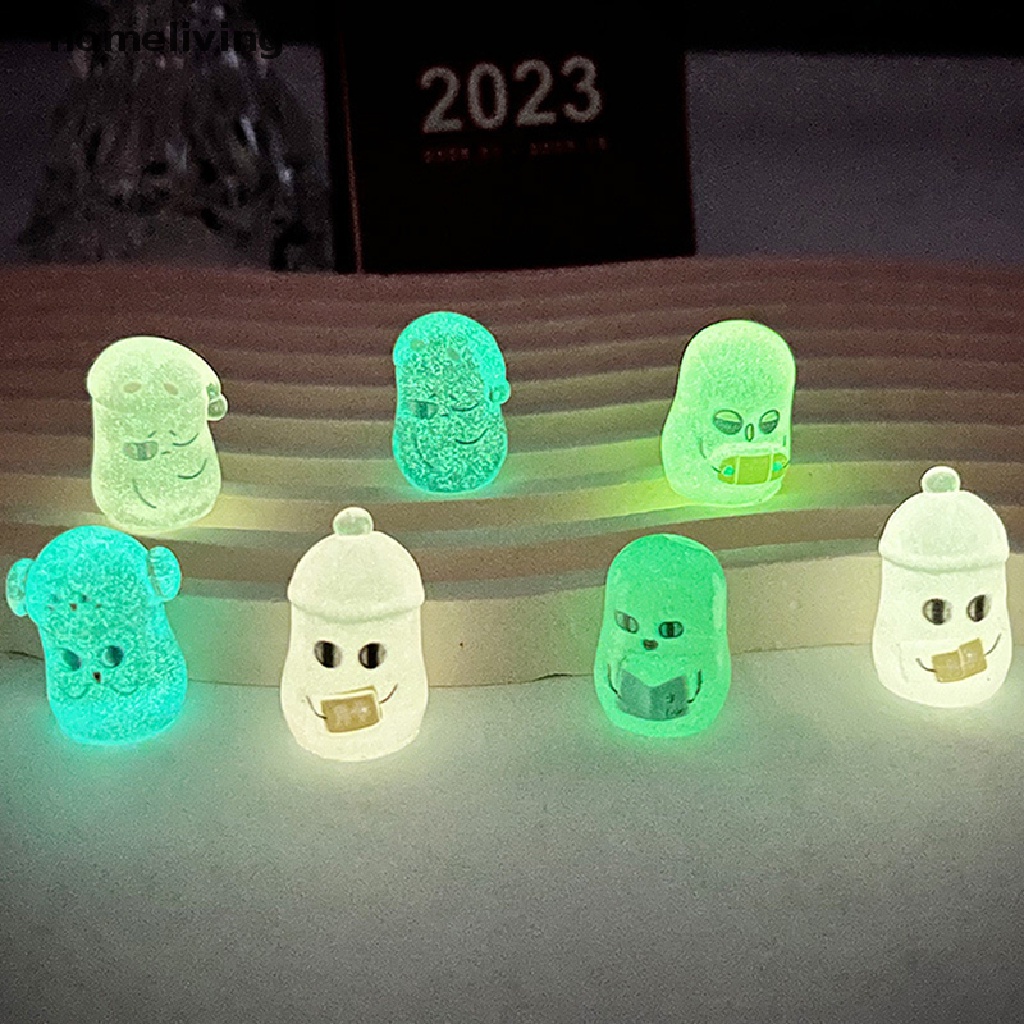 Set 2 Mô Hình Xe Hơi Hạt Đậu Đỏ Mini Bằng Nhựa Resin Dạ Quang Trang Trí Sân Vườn