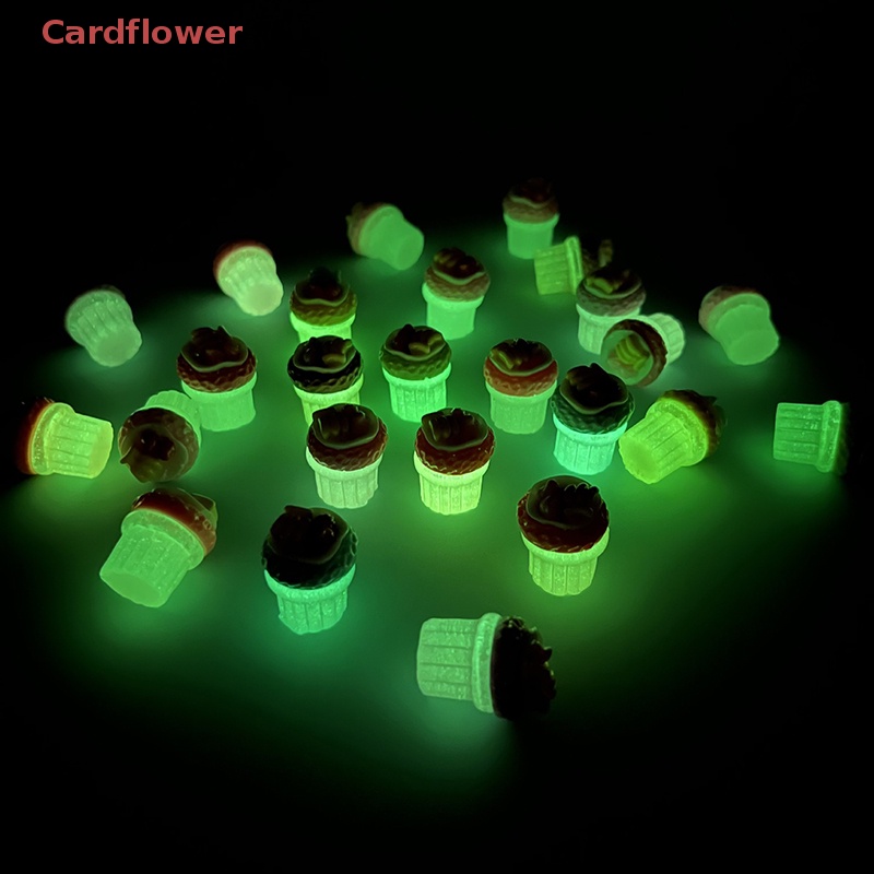 Bộ 2 Đồ trang trí Đồ Chơi Mô Phỏng Bánh Kem Trái Chuối Phát Quang Độc Đáo Mới