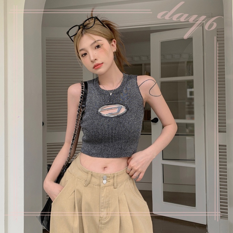 Áo Croptop Cổ Tròn Dáng Ôm Thiết Kế Đục Lỗ Thời Trang Hàn Quốc Cho Nữ