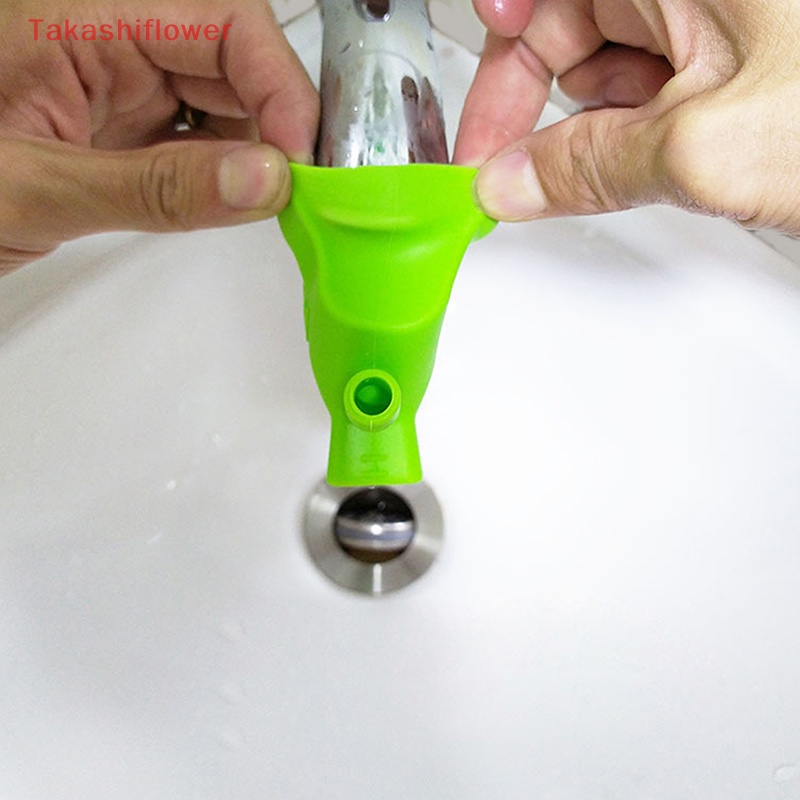 Dụng Cụ Nối Dài Vòi Nước Bằng Silicone Đàn Hồi Cao Cho Bé