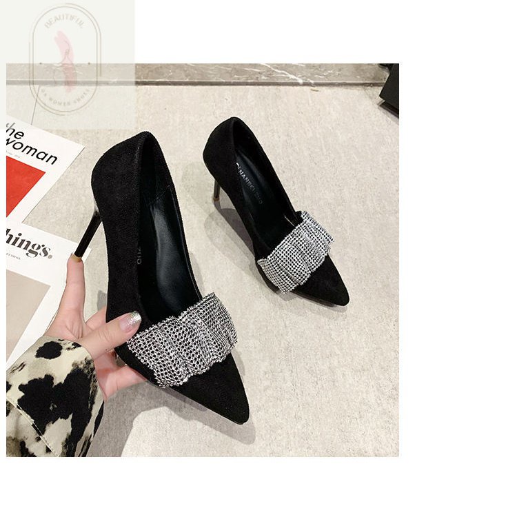 Giày Cao Gót Mũi Nhọn Màu Đen Đính Đá Sang Trọng Thời Trang Xuân Hè 2023 CP8A