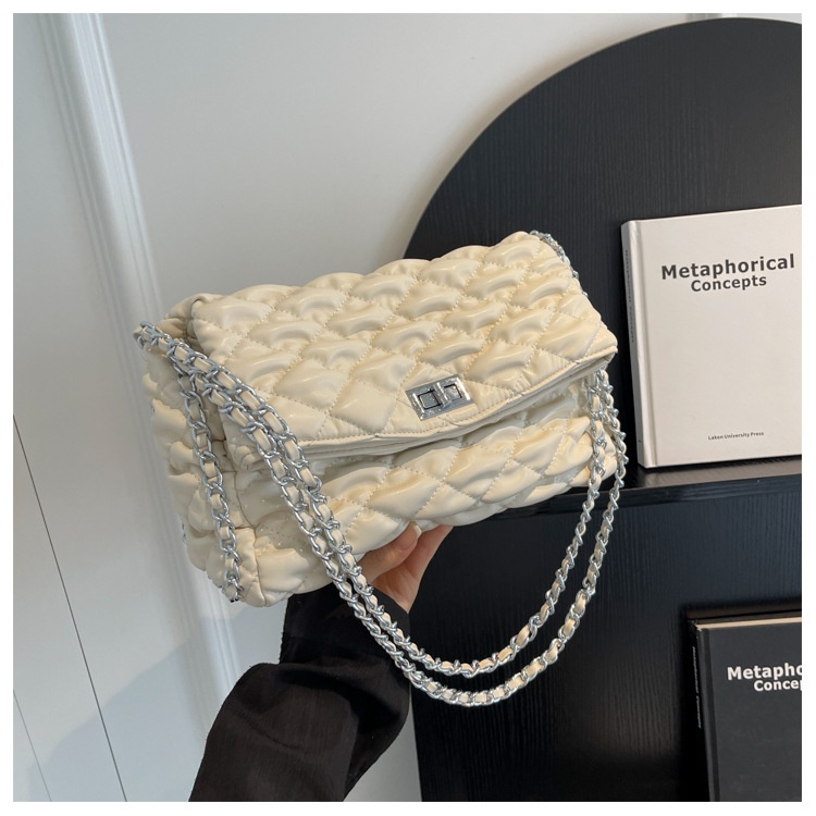 Túi Xách Đeo Vai Cỡ Lớn Phối Dây Xích Thời Trang Mùa Hè 2023 Dành Cho Nữ