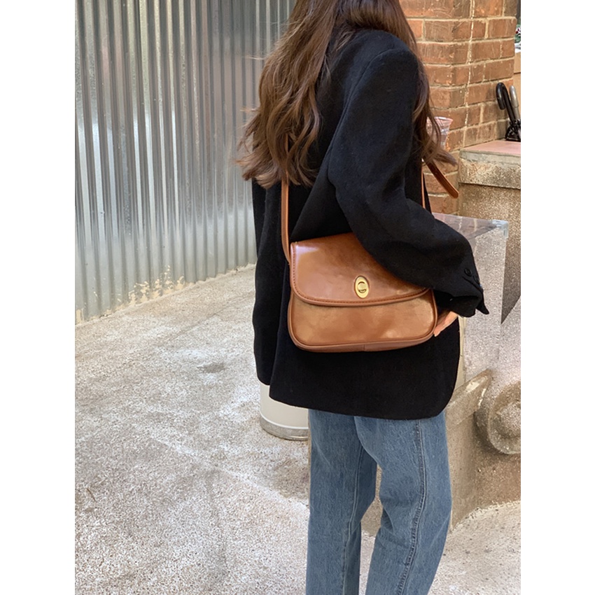 #Túi Đeo Chéo Dáng Vuông Nhỏ Họa Tiết Trái Tim Dễ Thương Cho Nữ