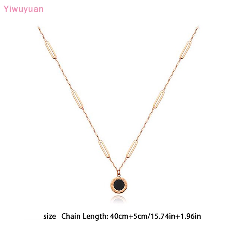 &lt; Yiwuyuan &gt; Vòng cổ Hai Mặt Hình Tròn Bằng Thép Titan Màu Đen Trắng Cá Tính Dễ Phối Đồ Dành Cho Nữ