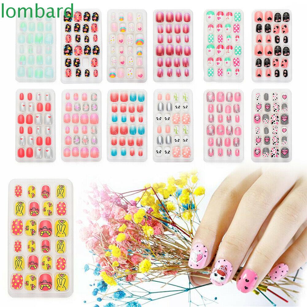 Móng Tay Giả Tự Dính Màu Kẹo Ngọt Họa Tiết Hoạt Hình Dễ Thương