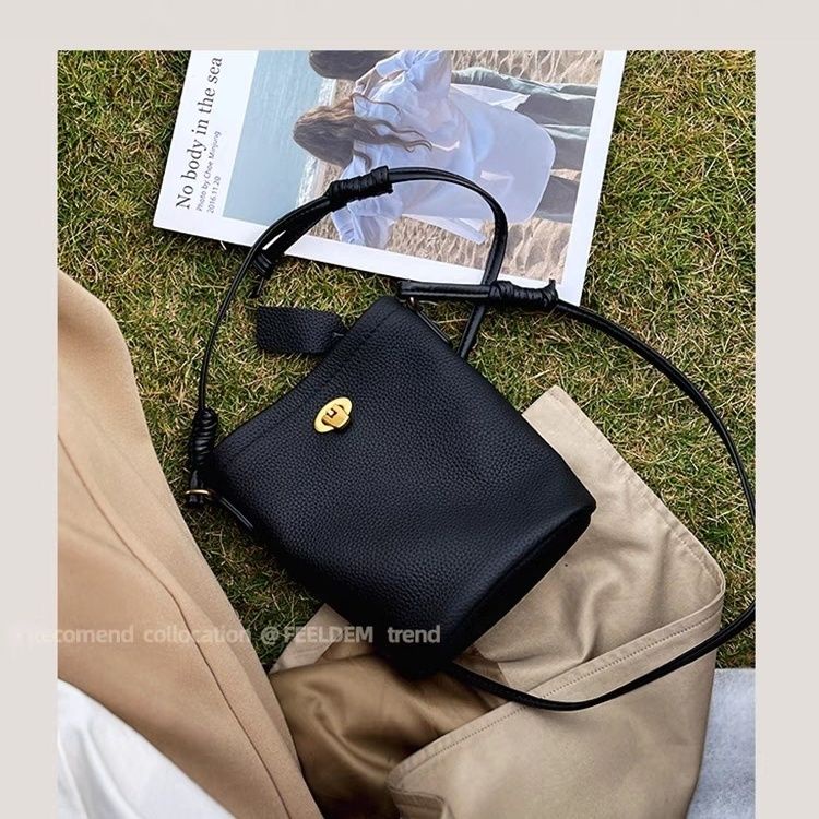 Túi Đeo Chéo Da Mềm Thời Trang Hàn Cho Nữ