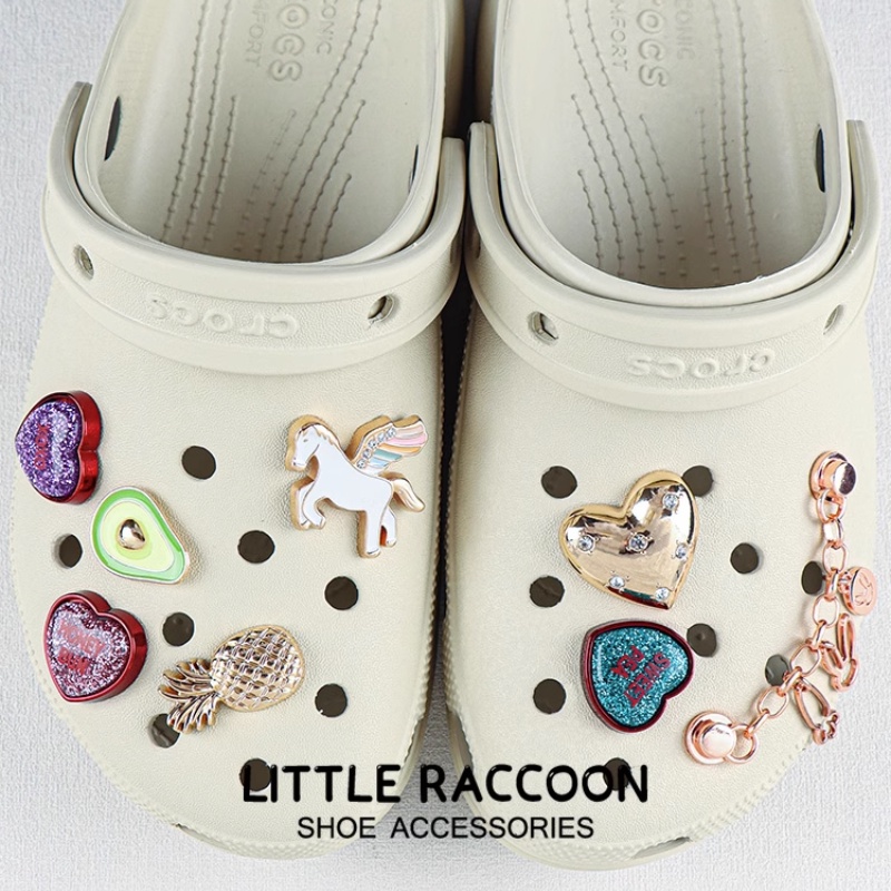 Khóa Kim Loại Hình Trái Tim Dễ Thương Trang Trí Giày Jibbitz crocs