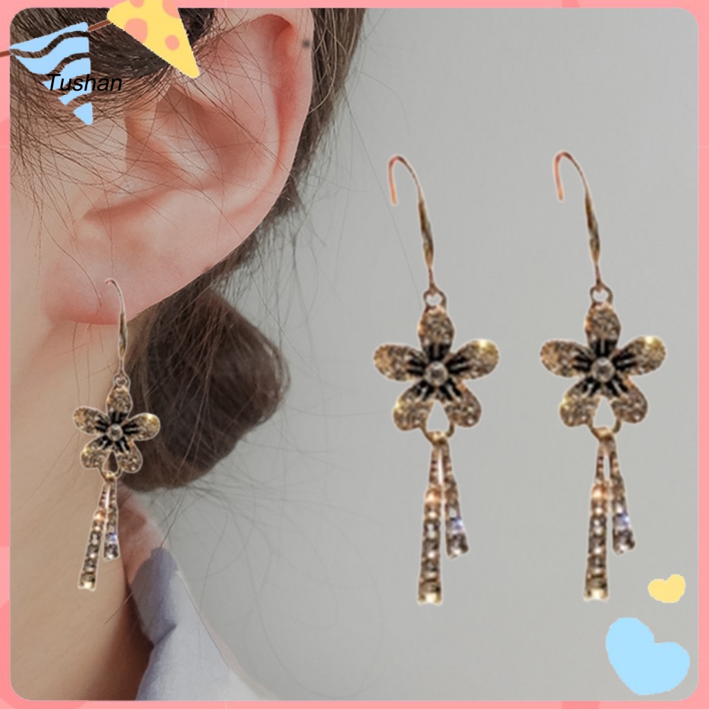 1 Đôi Bông Tai Tua Rua Hình Hoa Phong Cách Hàn Quốc Dành Cho Cô Dâu