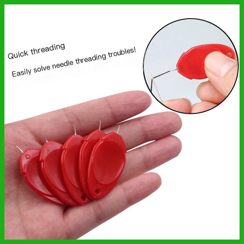 Dụng Cụ Xỏ Chỉ Nhiều Màu Sắc Tiện Dụng