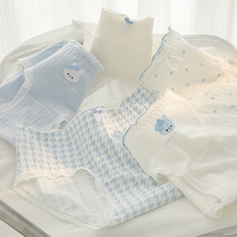 Quần Lót Tam Giác Cotton Thoáng Khí Kháng Khuẩn Màu Xanh Dương Hình Thỏ Dễ Thương Cho Nữ