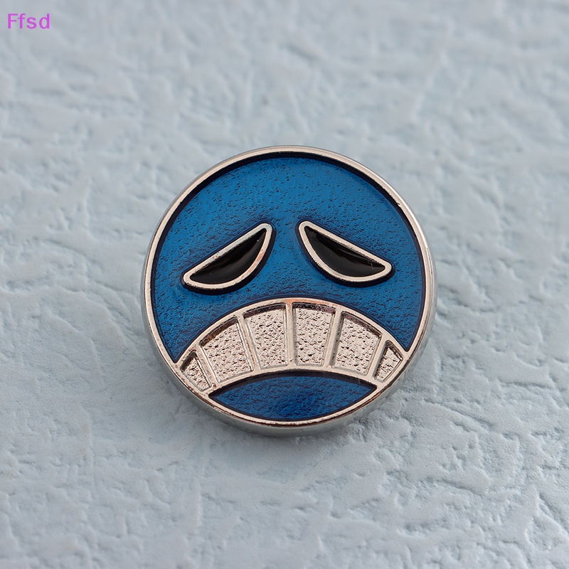 Set 2 Ghim Cài Áo Kim Loại Hình Anime Cho Ba Lô