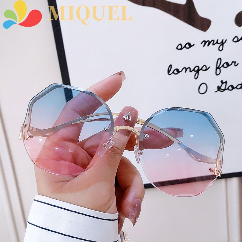 Kính Râm Oversized Gọng Hình Học Màu Sắc Gradient Dành Cho Nữ