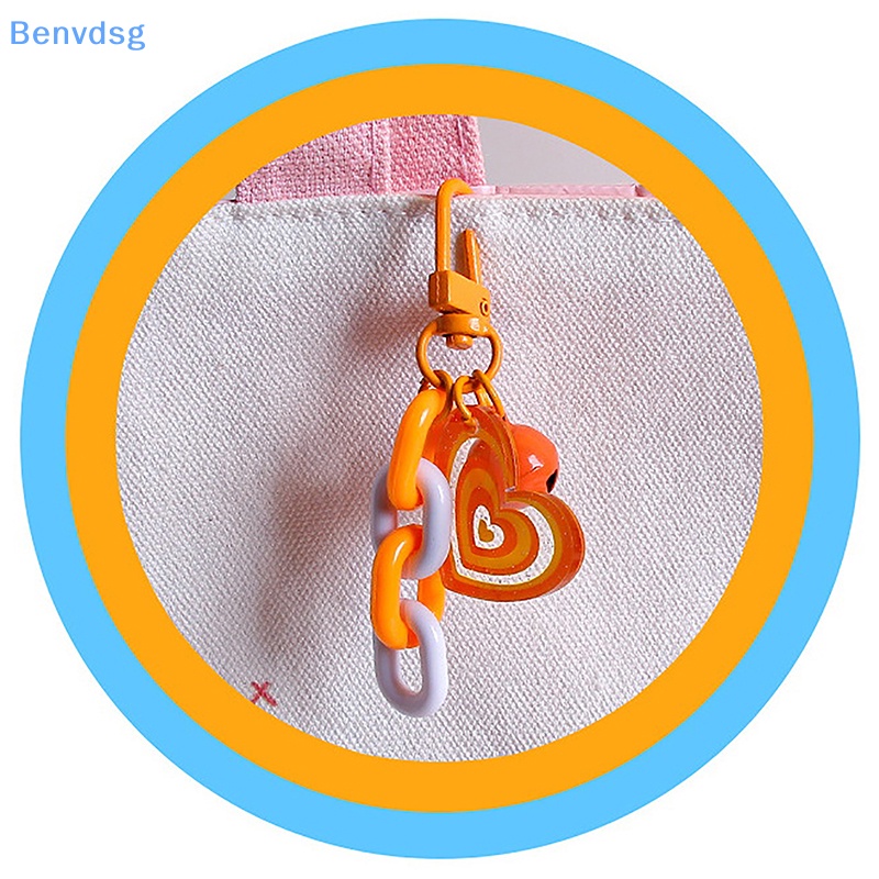 1 Móc Khóa Acrylic Hình Trái Tim Nhiều Màu Sắc Thời Trang