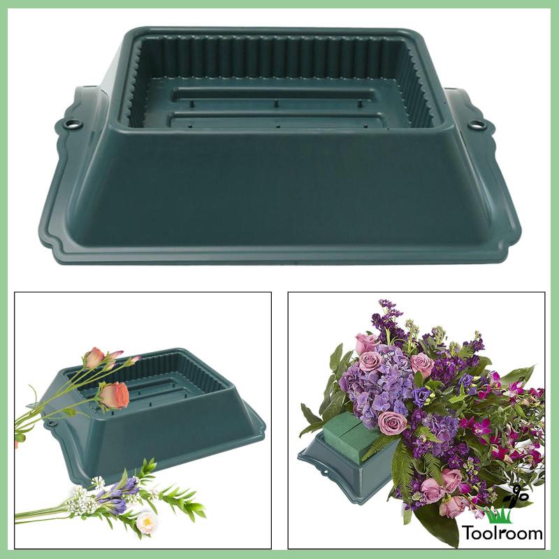 Giá Đỡ Chậu Hoa Chắc Chắn Tiện Dụng Cho Sân Vườn