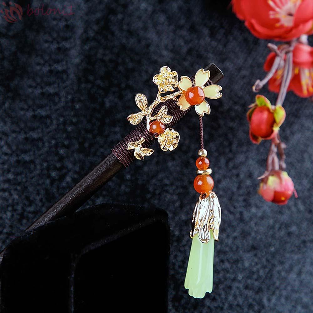 Trâm Cài Tóc Bằng Gỗ Họa Tiết Hoa Phối Tua Rua Phong Cách Trung Hoa Cổ Điển Thời Trang Cho Nữ