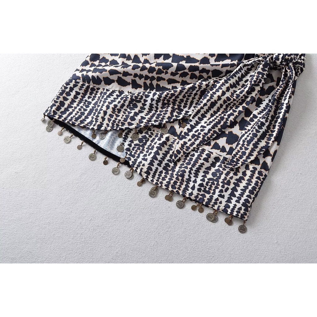 Uibey Chân Váy Dài Lưng Cao In Họa Tiết Đính Hạt Xinh Xắn 3063